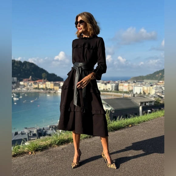 NWT Chic Black MARIELLE Ruffle Midi Dress - Picture 4 of 11